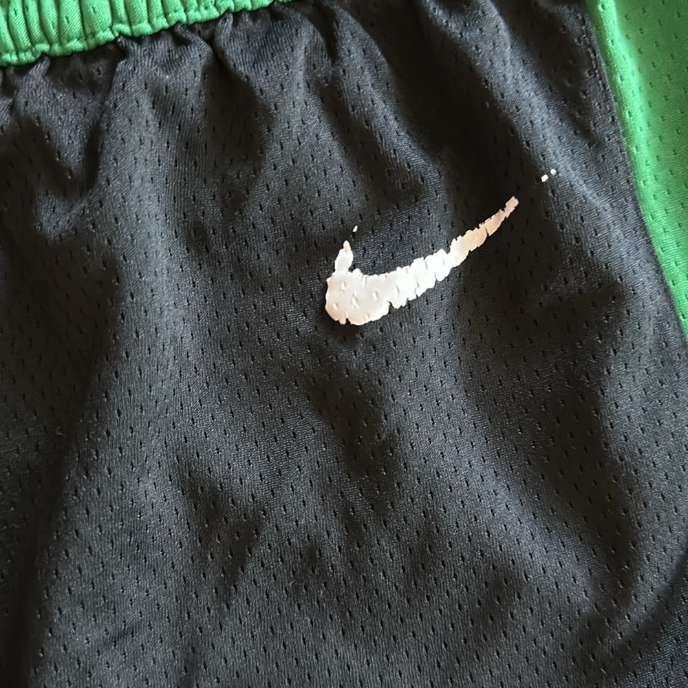 Celtics Nike 3rd jersey shorts, men’s Large, good condition - Picture 3 of 6
